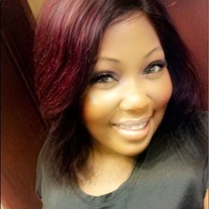 Meet your Posher, Antionette